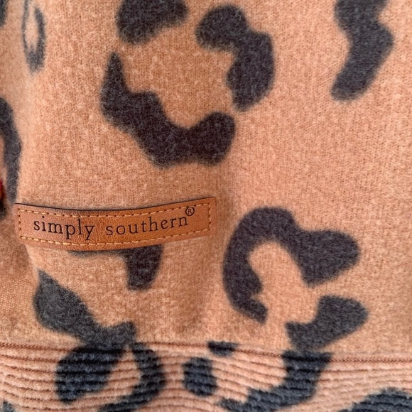 Simply Southern (OS Fits Most)Warm Tan and Black Patterned poncho Pullover - Picture 2 of 11